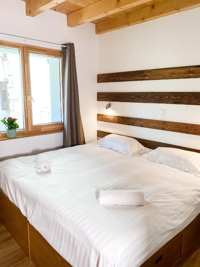 La Baraka Hostel Bagnes Eksteriør bilde
