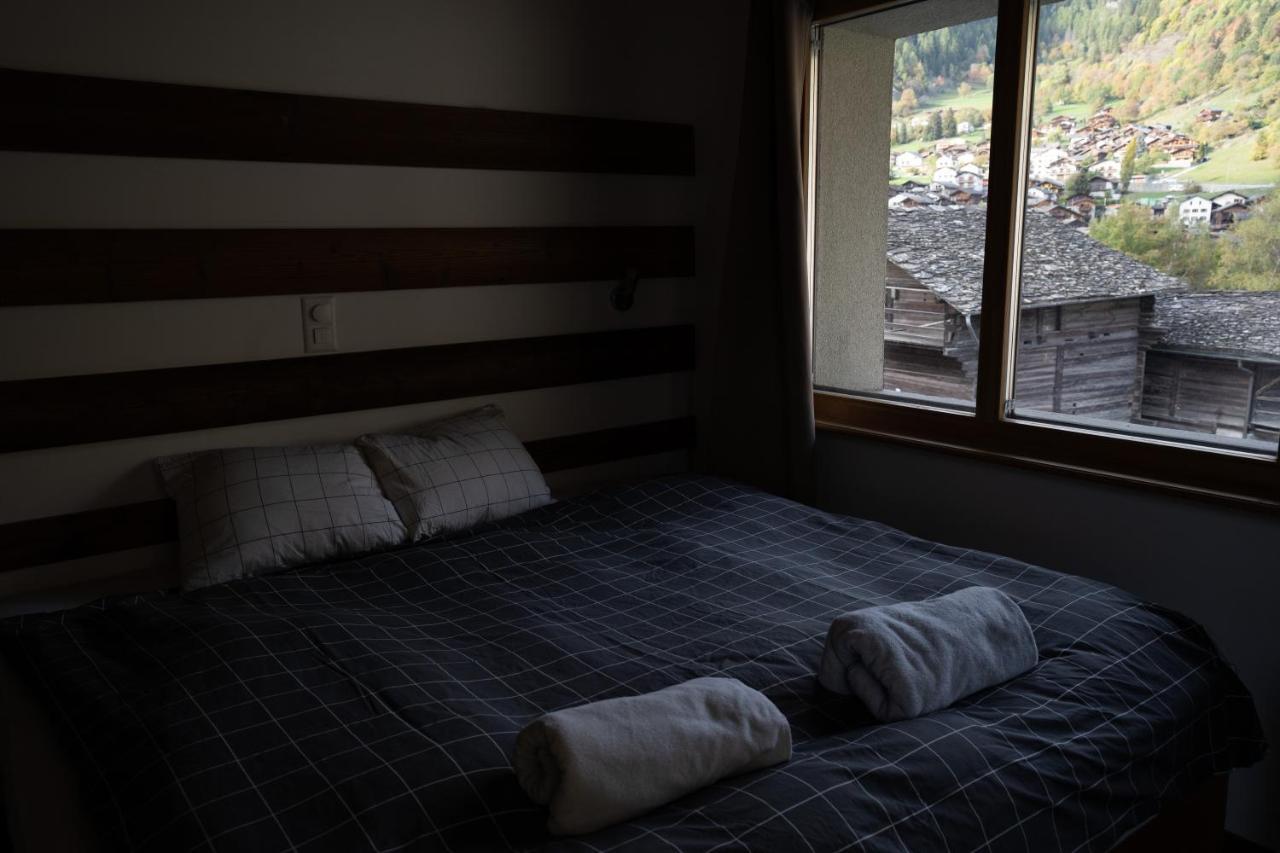 La Baraka Hostel Bagnes Eksteriør bilde